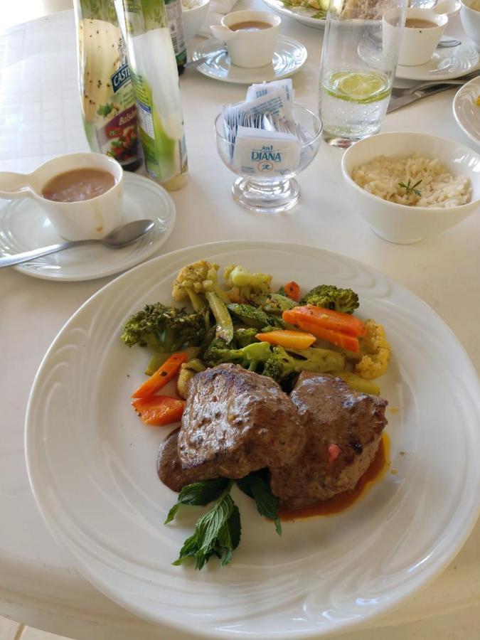 Hotel Velha Corte São José dos Pinhais Buitenkant foto